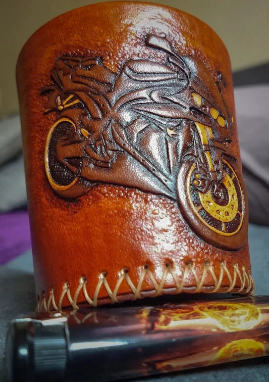 Becher & Spiele von Muzic Leather Art