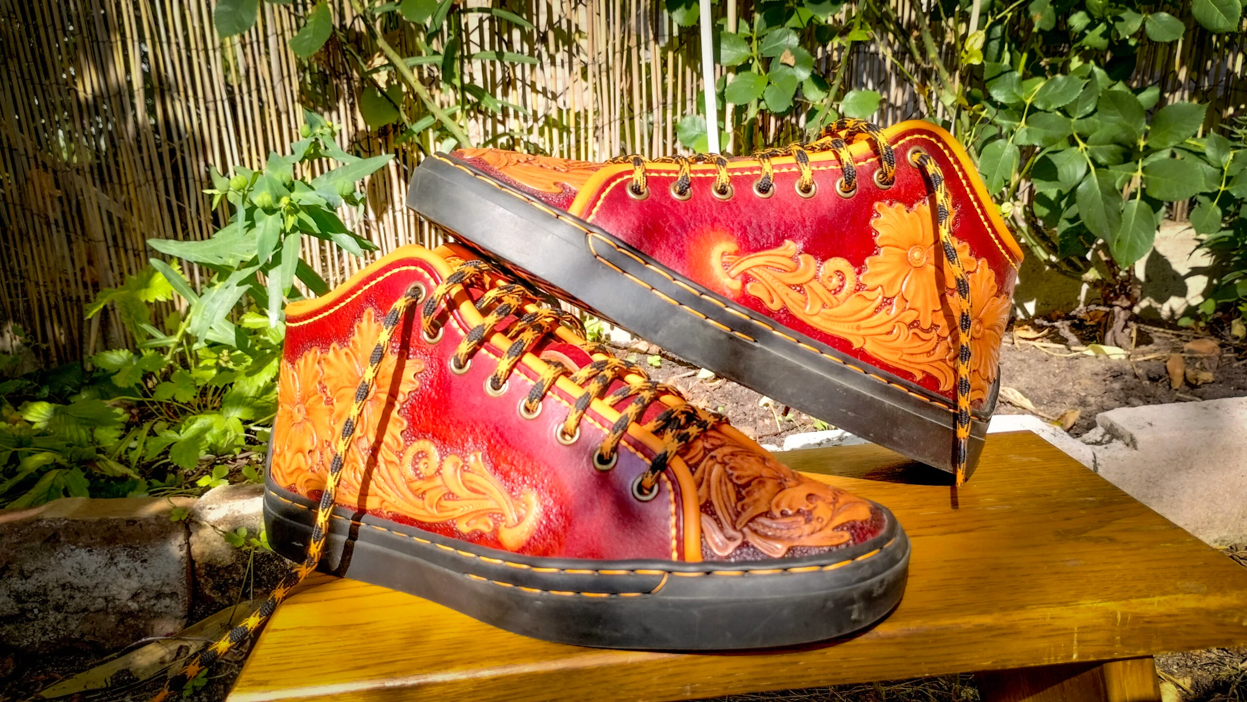 Sneaker von Muzic Leather Art